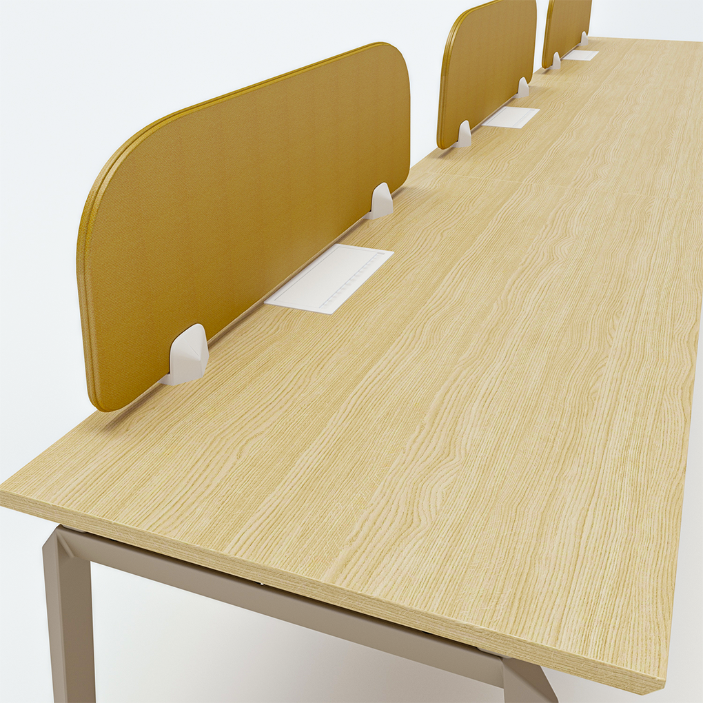 Single side workstation for 3 people