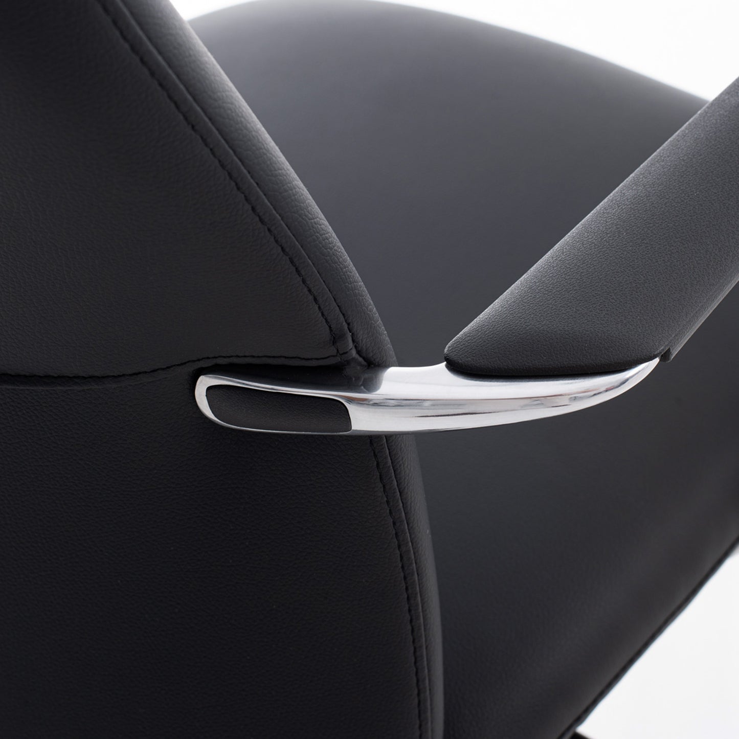 Karrige lëkure Legacy 