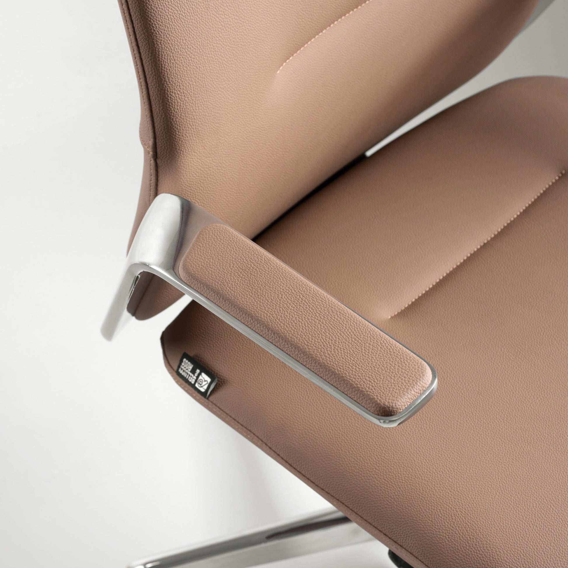 Linea Low Back - Bellucci & Ross